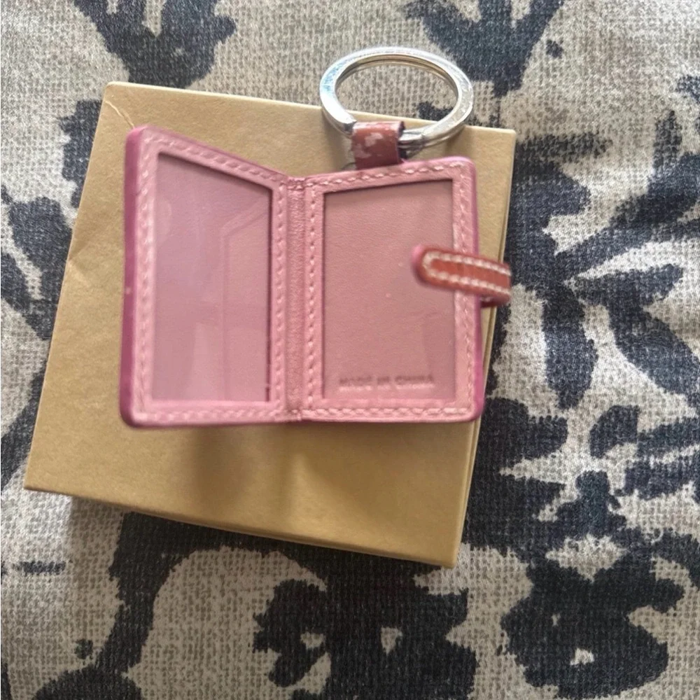 Coach Picture Frame Keychain - Picture 2 of 3
